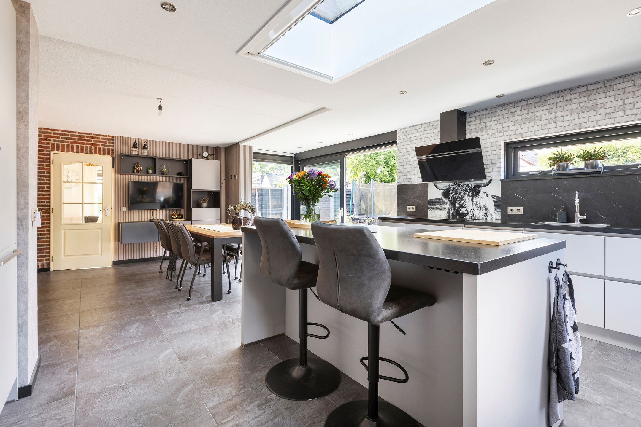 Foto 9 van Weegbree 22