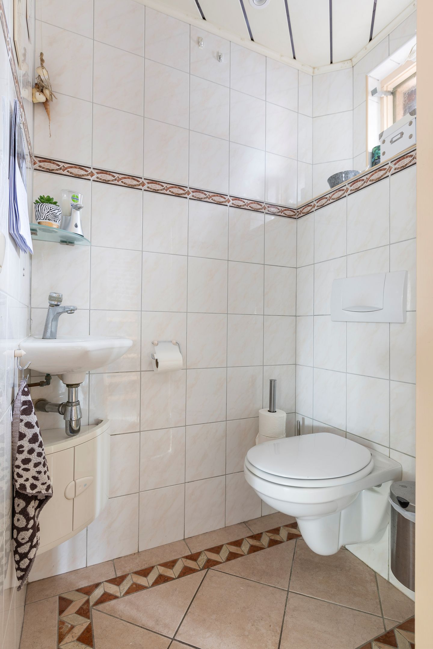 Foto 25 van Weegbree 22