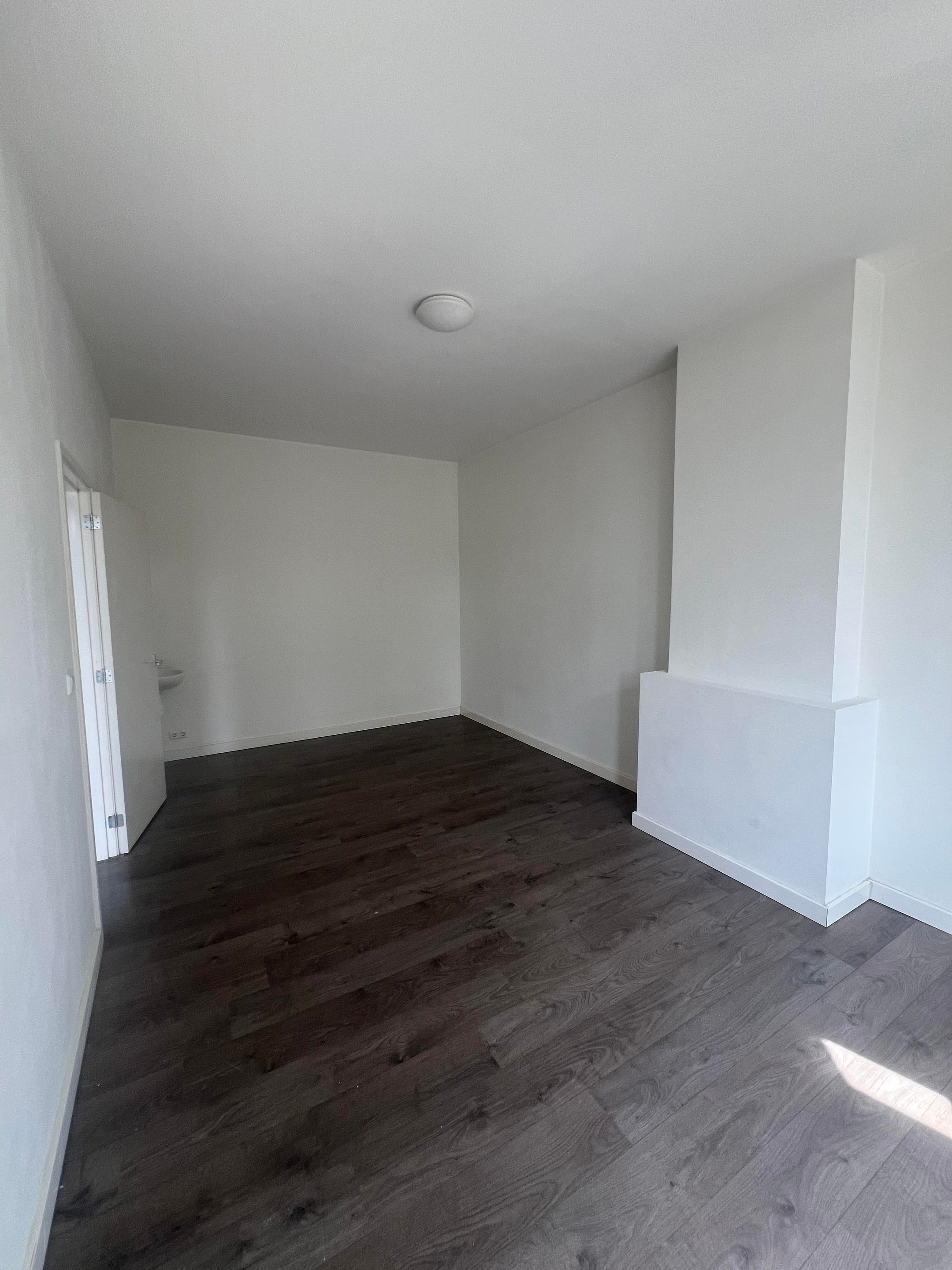 Foto 9 van Middellandplein 31-A01