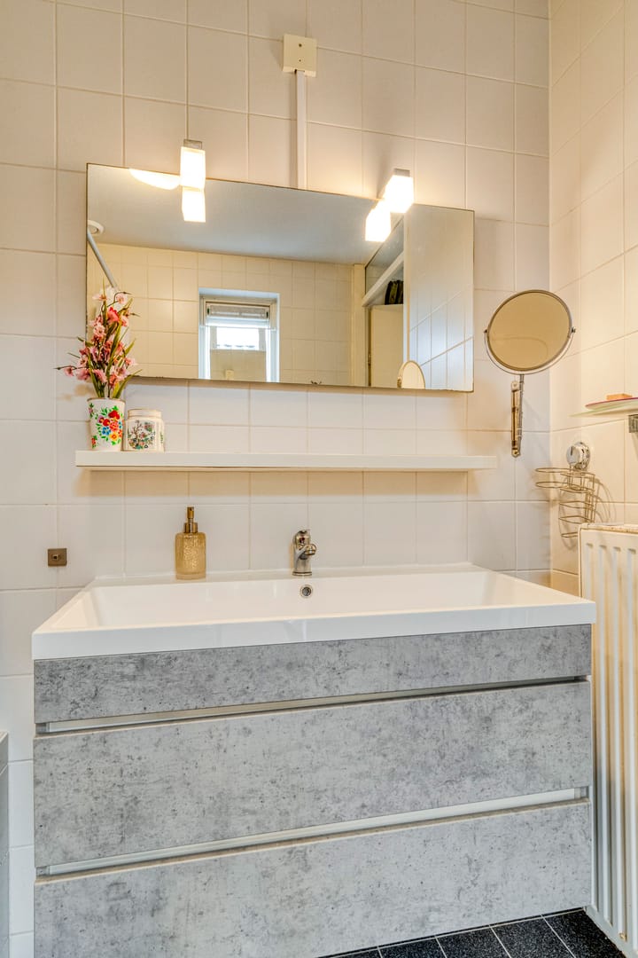 Photo 16 of Zuiddijk 130-A