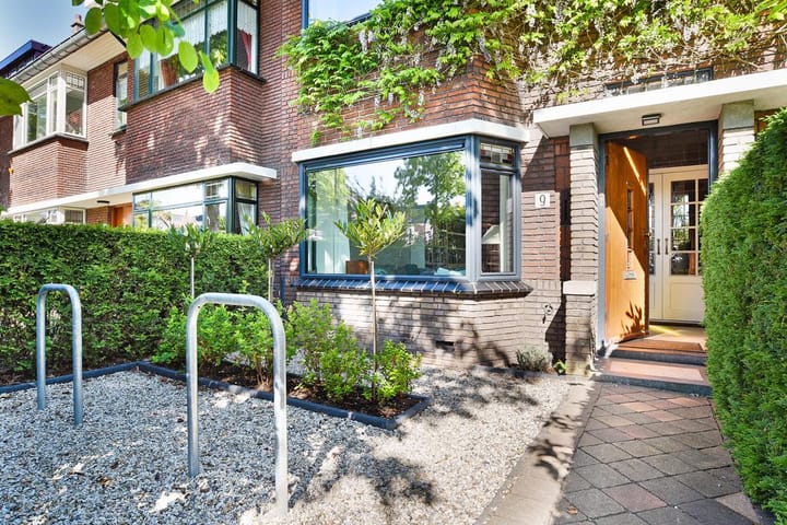 Photo 2 of Laan van Haagvliet 9