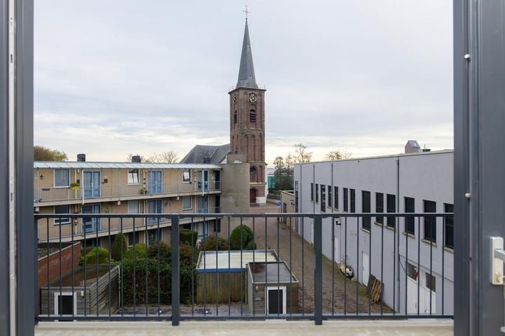 Photo 19 of Dorpsstraat 60