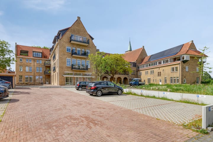 undefined main image