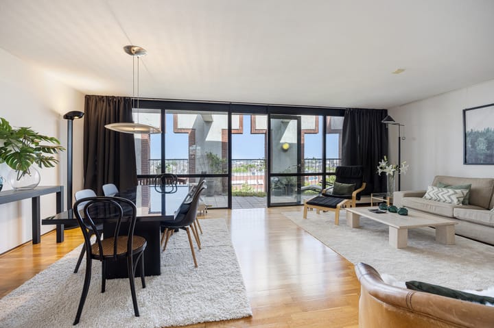 Photo 11 of Avenue Ceramique 13-M