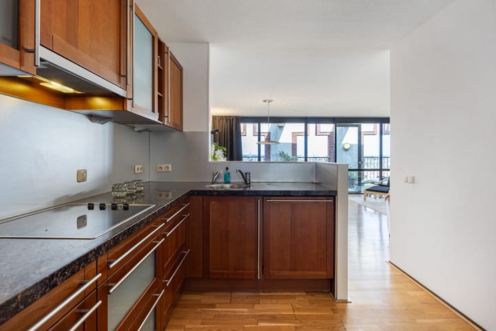 Photo 14 of Avenue Ceramique 13-M