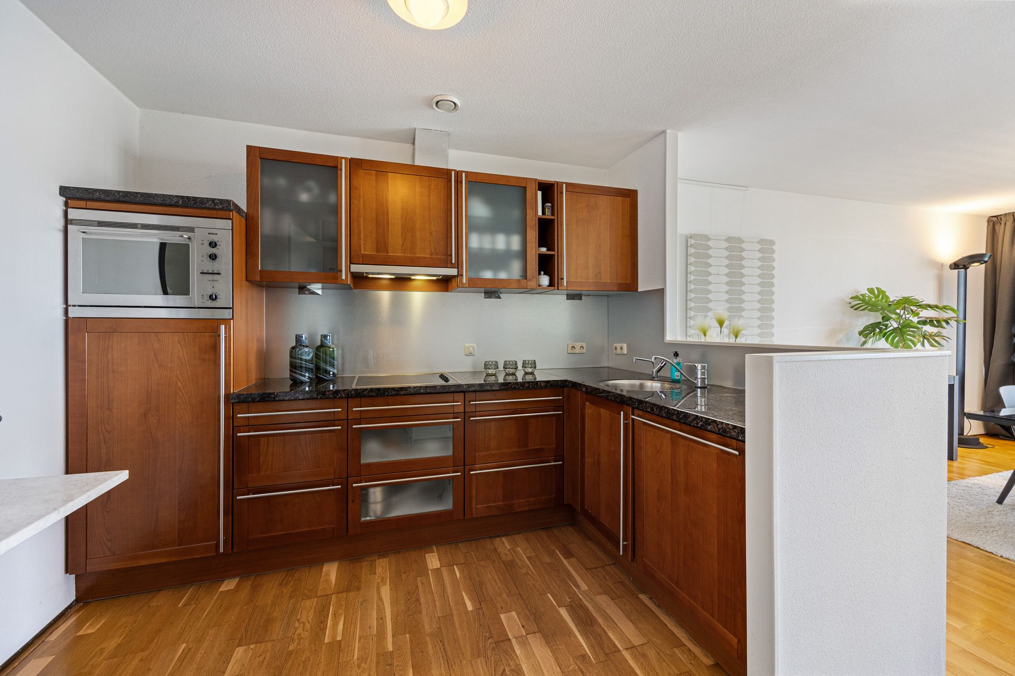 Foto 15 van Avenue Ceramique 13-M