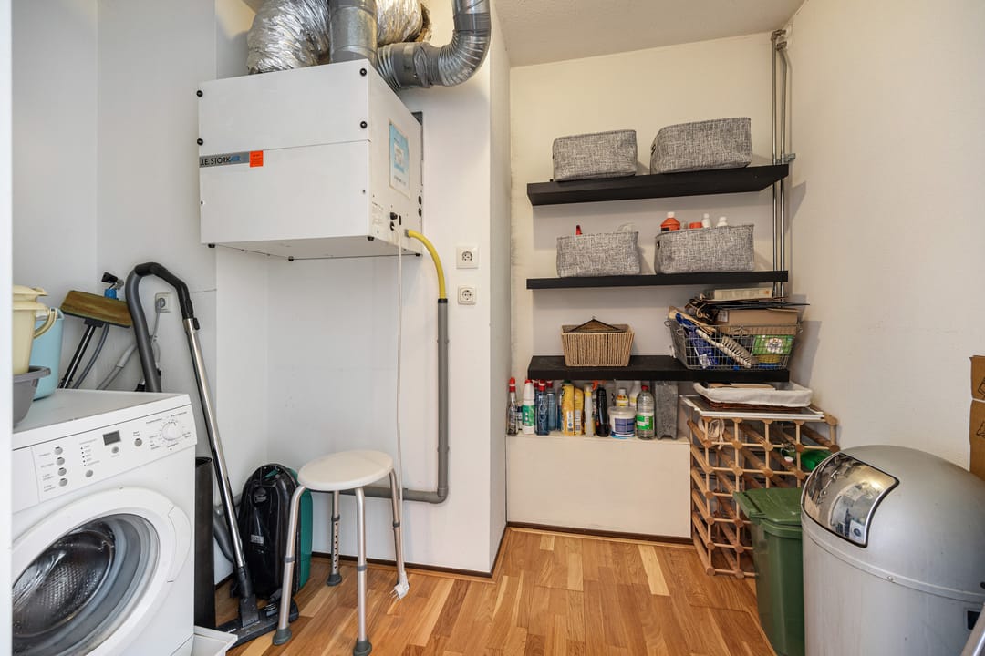 Foto 16 van Avenue Ceramique 13-M