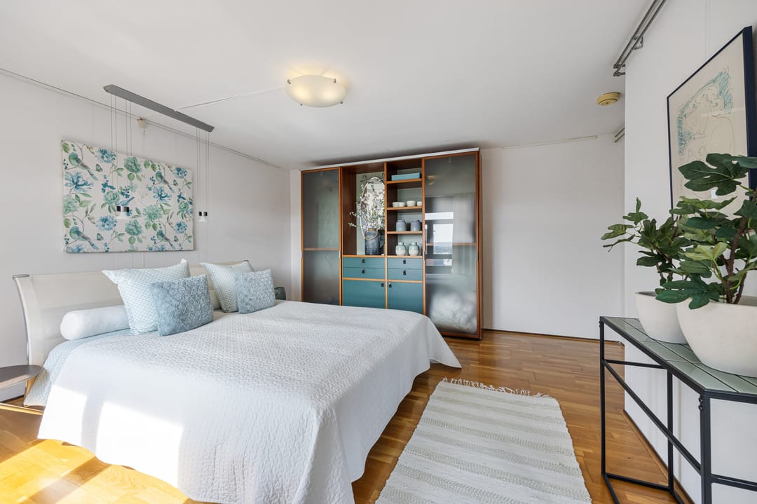 Foto 22 van Avenue Ceramique 13-M