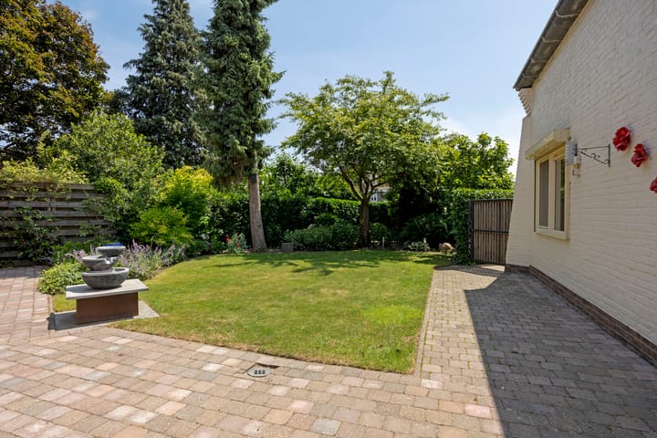 Foto 6 van Caestertstraat 9