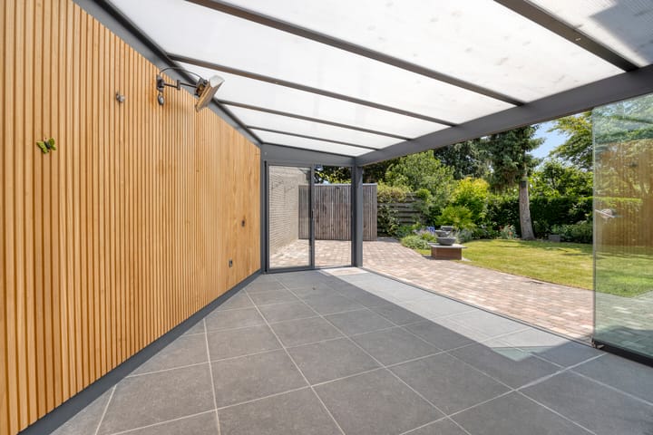 Foto 16 van Caestertstraat 9