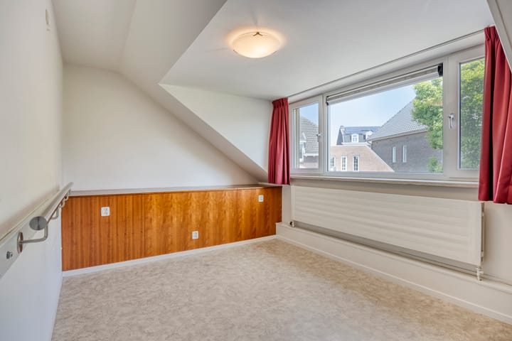 Foto 18 van Caestertstraat 9