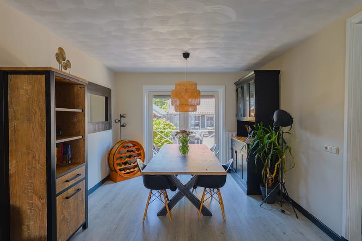 Foto 10 van Julianastraat 17