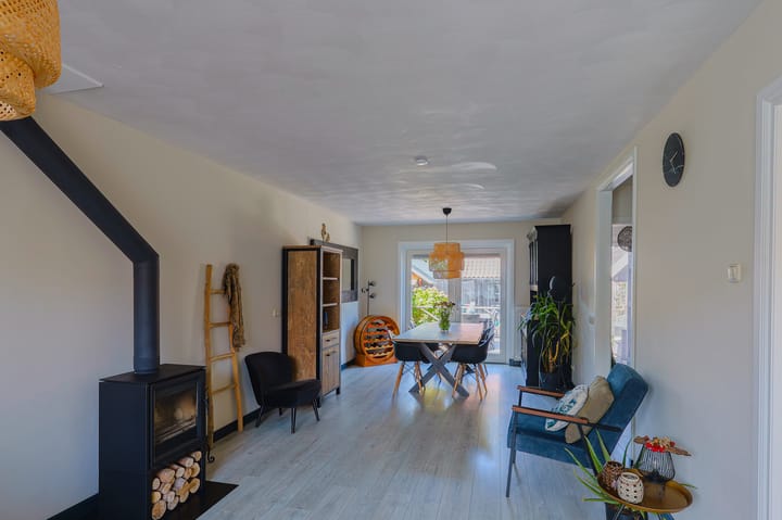 Foto 12 van Julianastraat 17