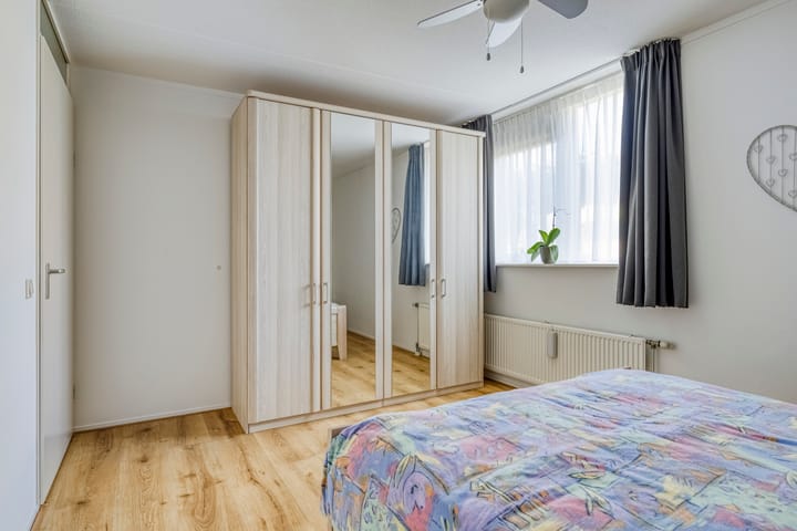 Foto 28 van Hooiweg 16-D