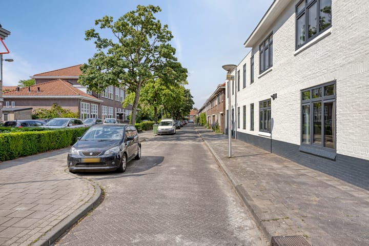 Foto 2 van Gladiolusstraat 20-A