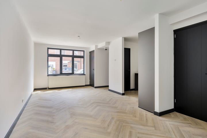 Foto 6 van Gladiolusstraat 20-A