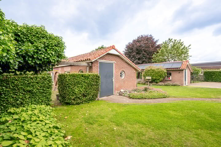 Foto 35 van Deursenseweg 13