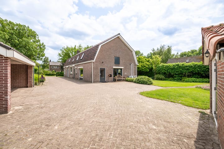 Foto 44 van Deursenseweg 13