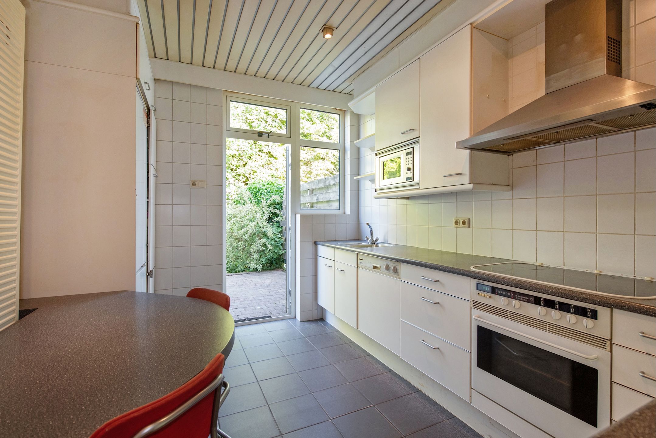 Photo 12 of Julianalaan 75