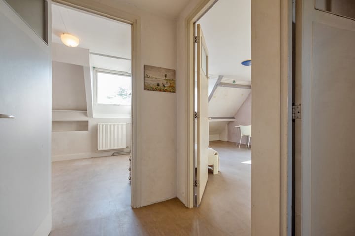 Foto 35 van Julianalaan 75