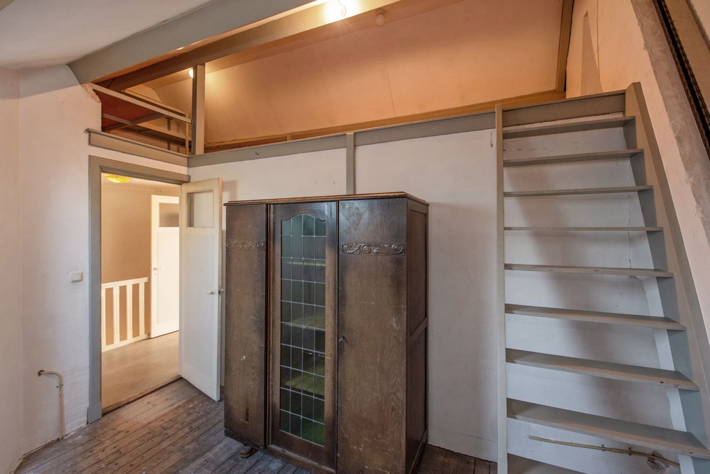 Photo 40 of Julianalaan 75