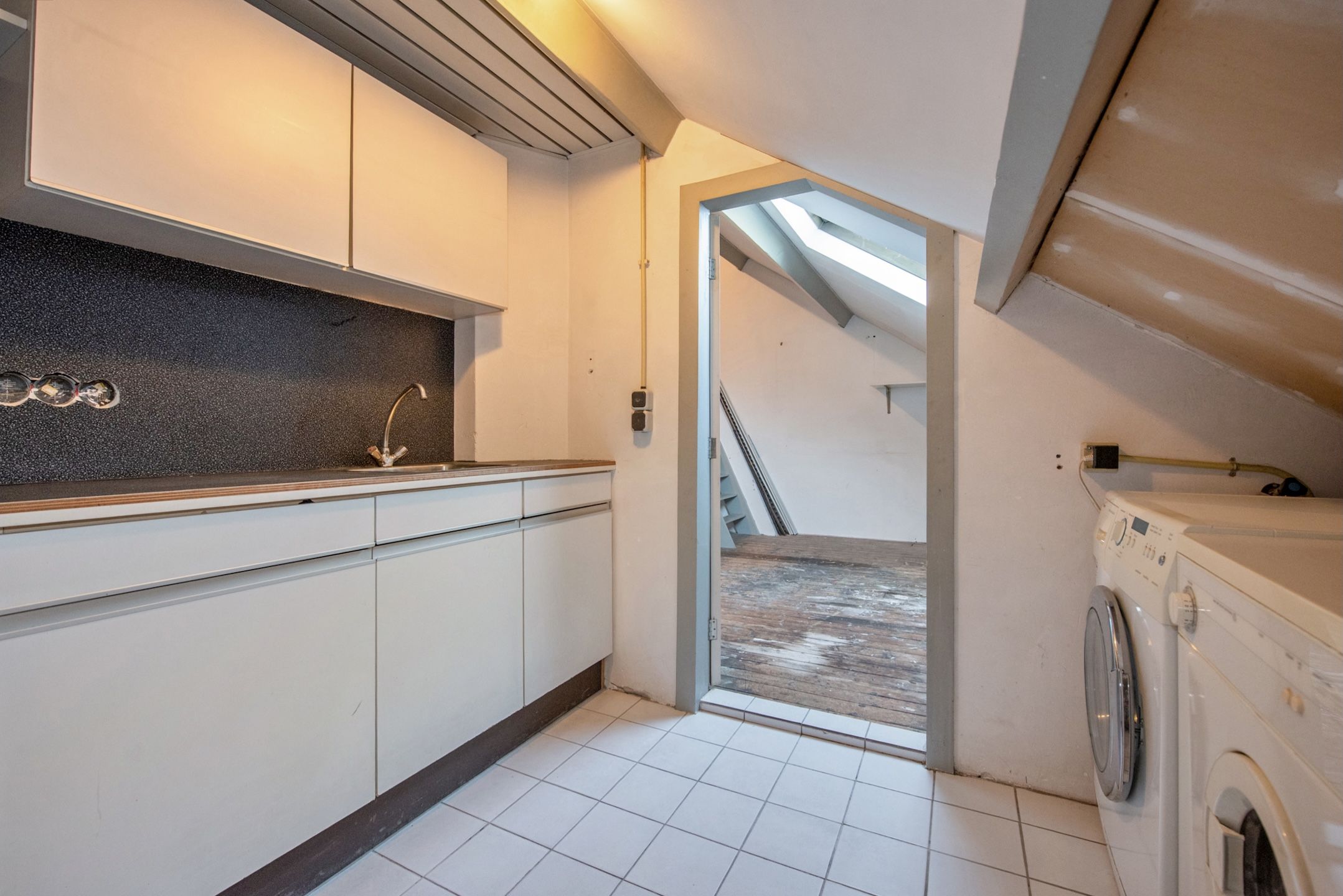 Photo 42 of Julianalaan 75