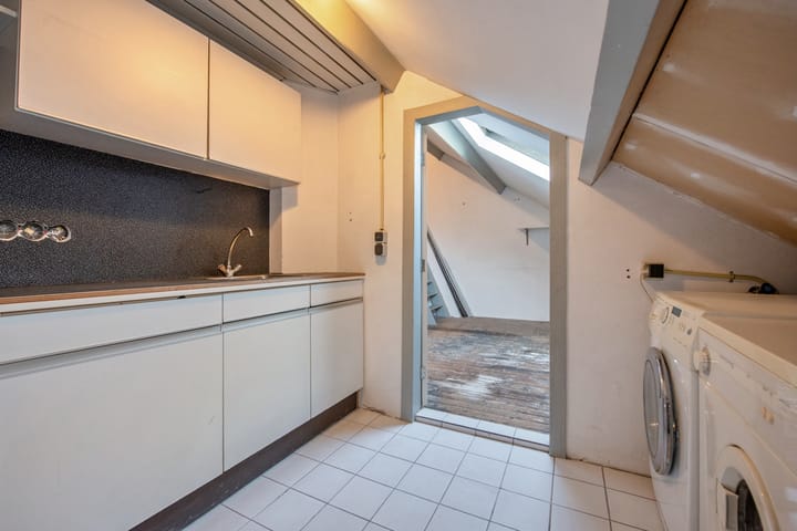 Foto 42 van Julianalaan 75