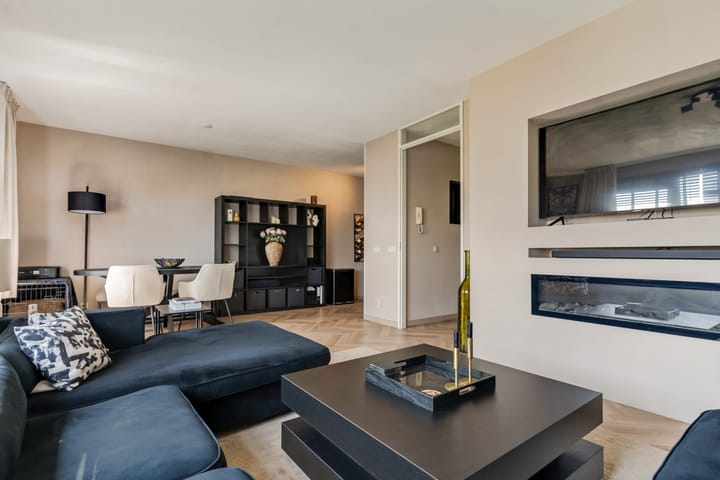 Foto 12 van Avenue Carré 33