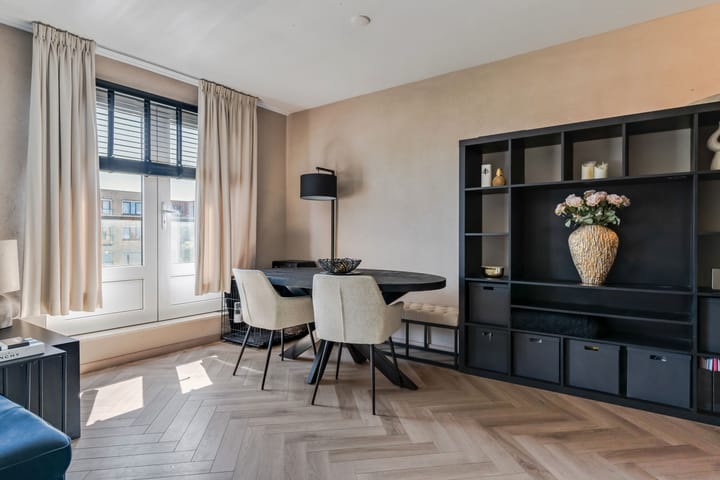 Foto 13 van Avenue Carré 33