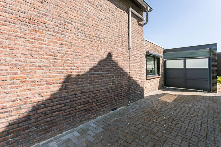 Foto 31 van Emmastraat 61