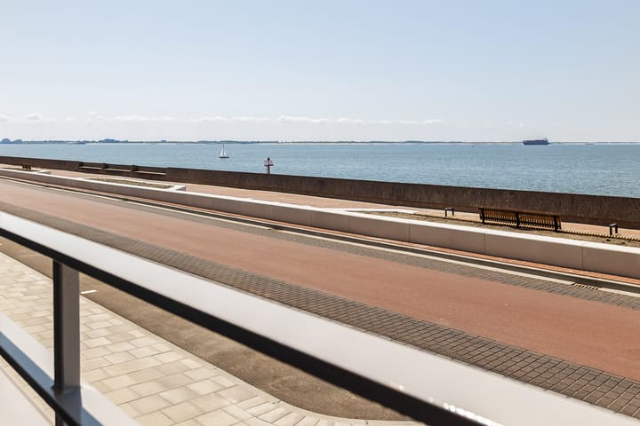 Foto 14 van Boulevard De Ruyter 150