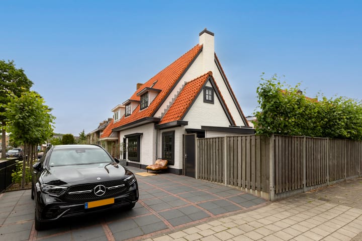 Bekijk foto van Dennenlaan 198