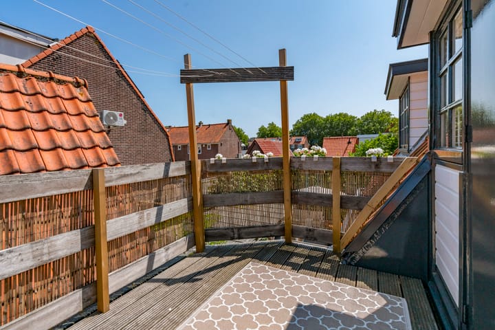 Foto 45 van Dennenlaan 198