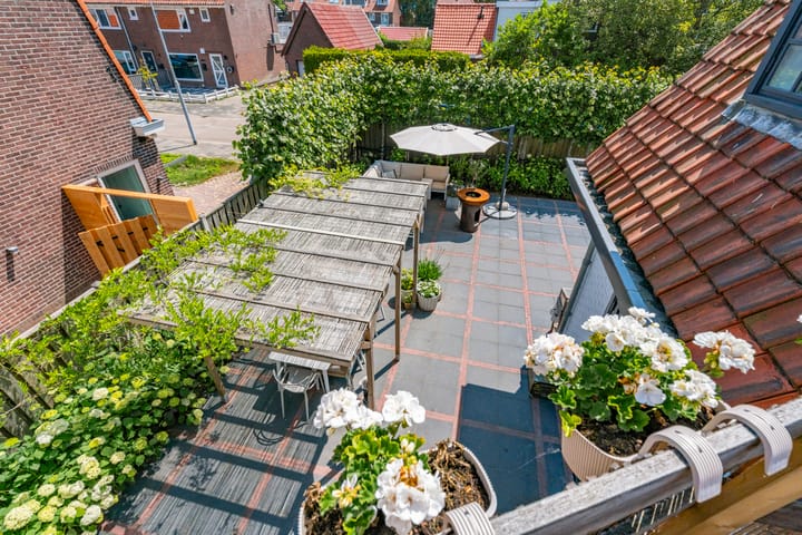 Foto 46 van Dennenlaan 198