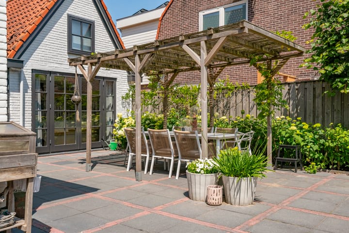 Foto 55 van Dennenlaan 198