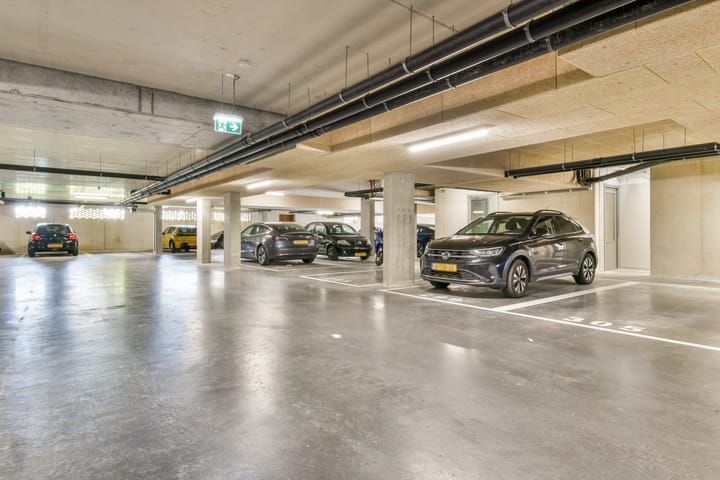 Photo 23 of Galastraat 299