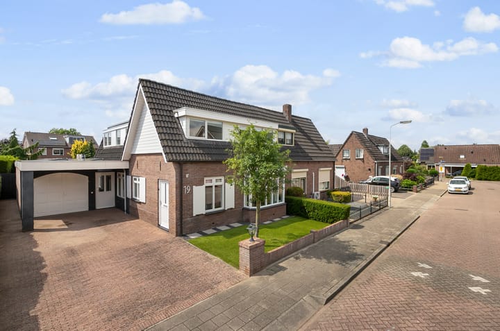 Foto 1 van Sint Josephstraat 19