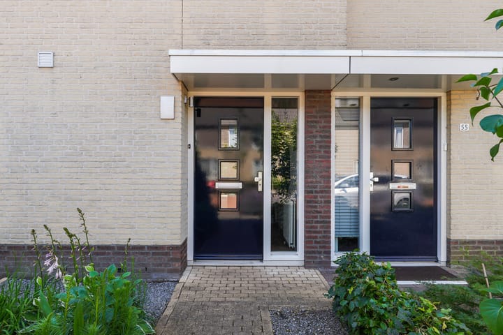 Foto 4 van Hermelijnhage 53