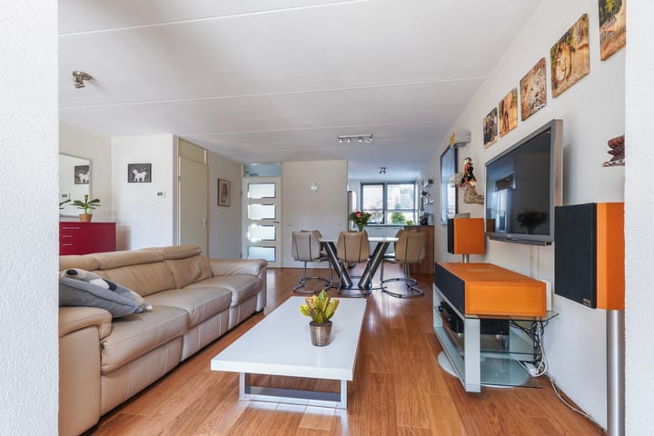 Foto 10 van Hermelijnhage 53