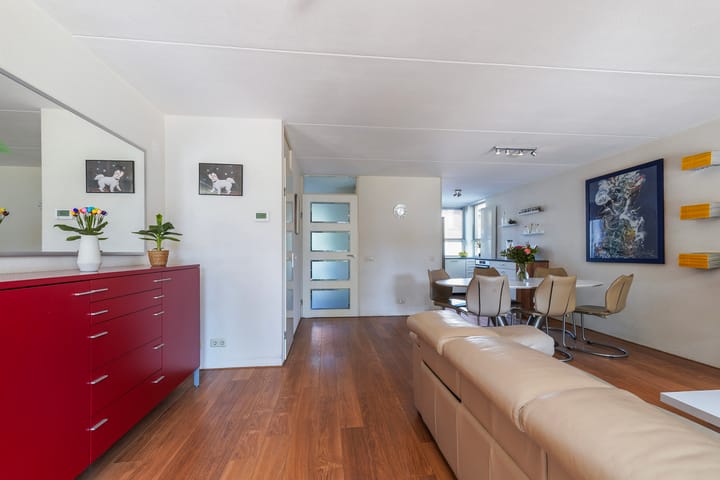 Foto 17 van Hermelijnhage 53