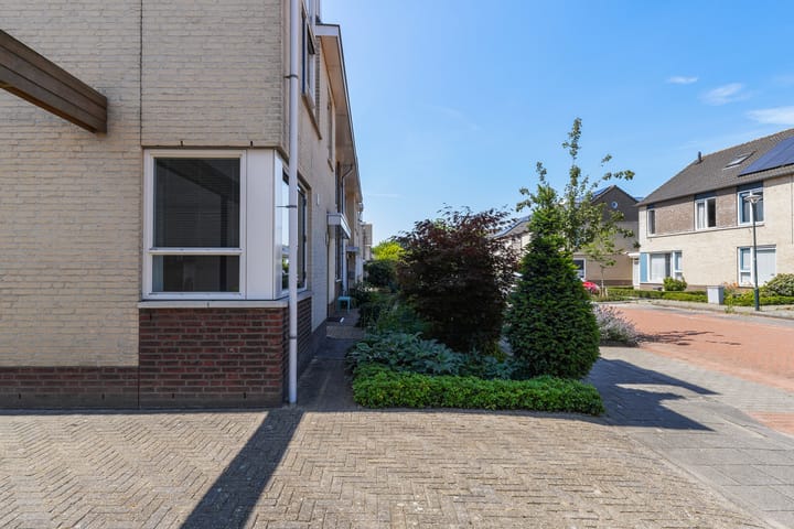 Foto 58 van Hermelijnhage 53