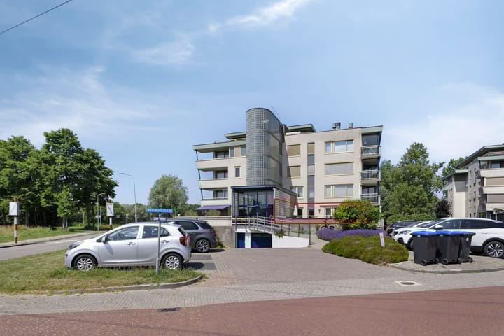 Foto 2 van Weegbreepad 8