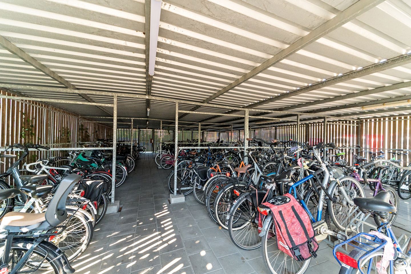 Foto 25 van Van Embdenstraat 82