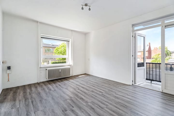 Photo 2 of Lambert Heijnricsstraat 10-A