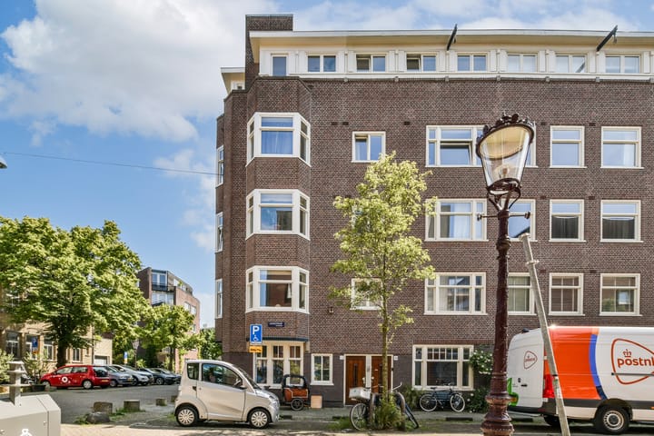 Foto 5 van Luzacstraat 1-4