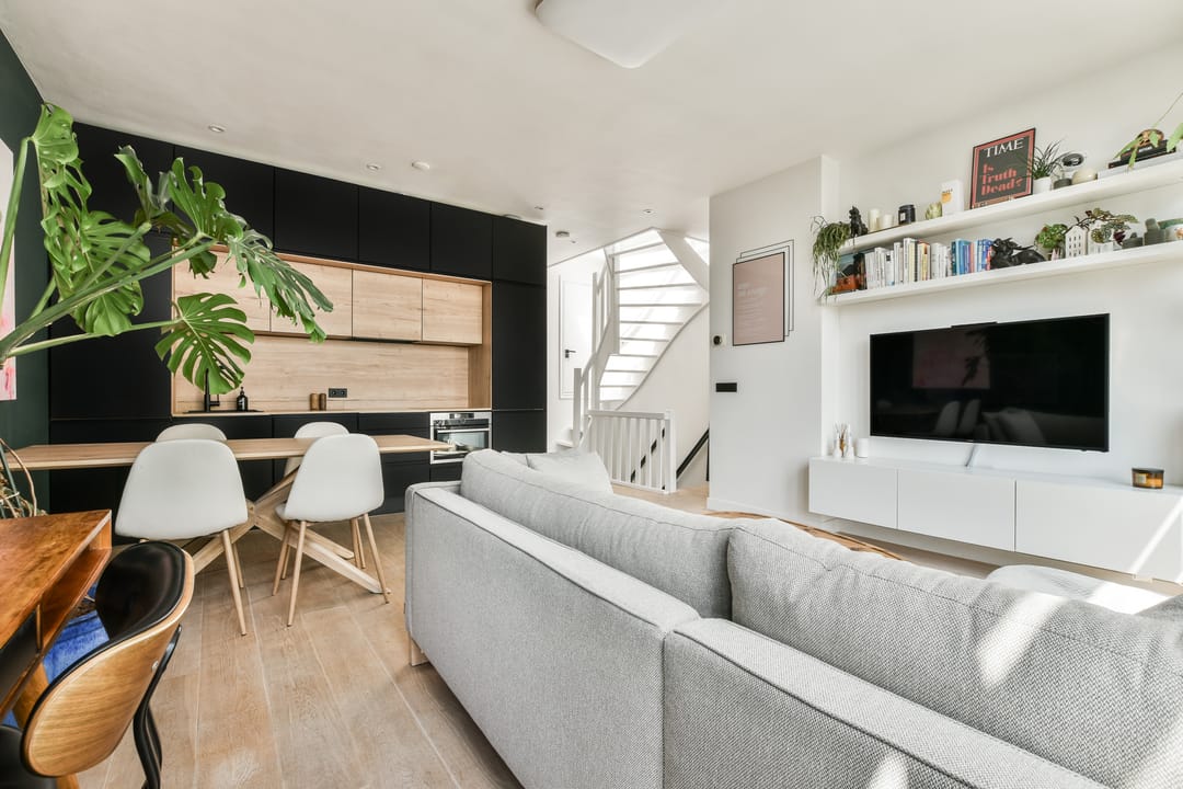 Foto 8 van Luzacstraat 1-4