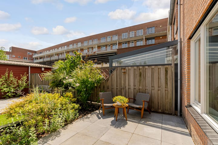 Foto 14 van Denemarkenstraat 52