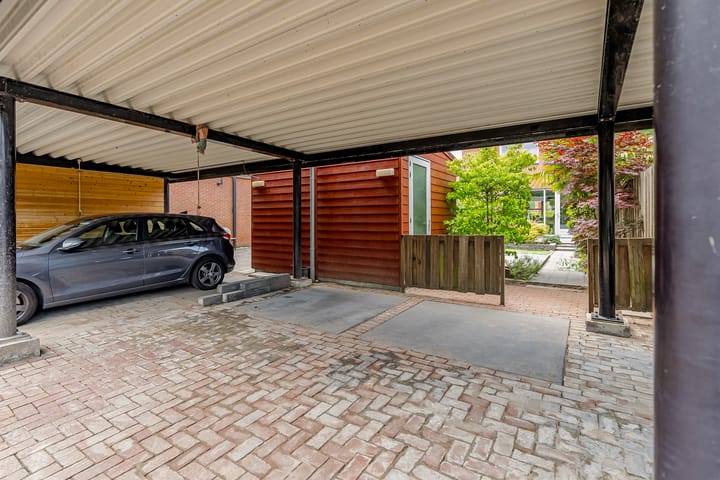 Foto 19 van Denemarkenstraat 52