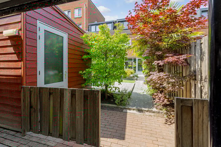 Foto 20 van Denemarkenstraat 52