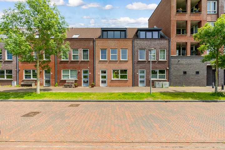 Foto 43 van Denemarkenstraat 52